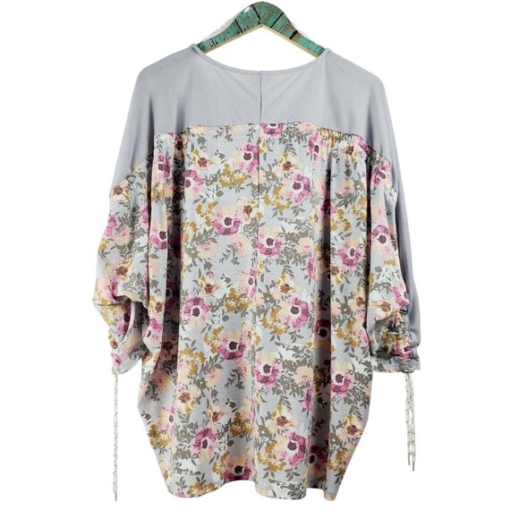 Umgee Women's Floral Hi Lo Oversize Peasant Top Toggle Cinching Sleeve Sz S EUC - Picture 2 of 9